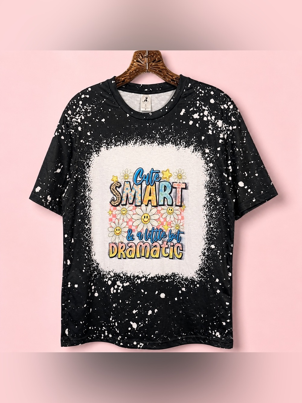 Cute Smart & A Little Bit Dramatic Daisy Graphic Tee Women’s Small